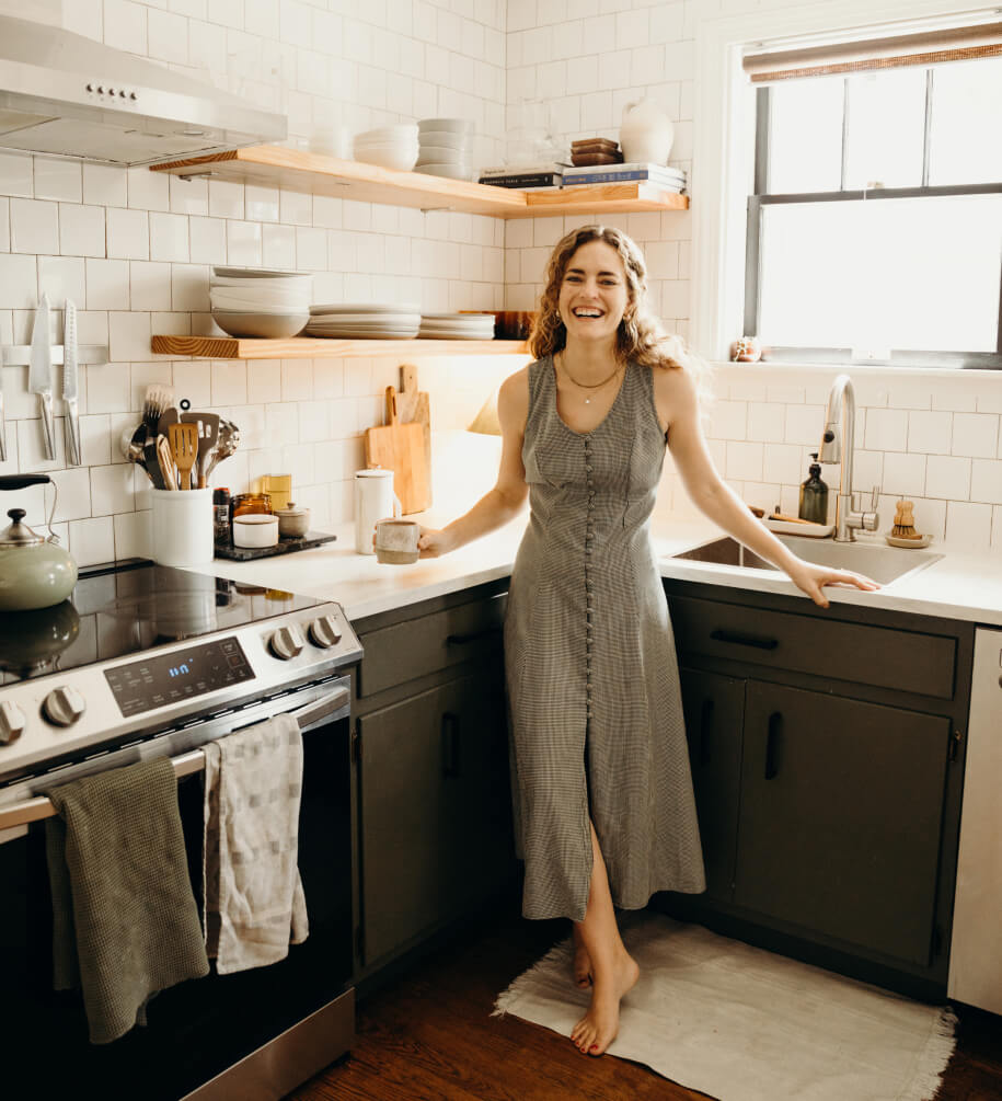 Home Tour: Jess Baggett's Bright 1930's Bungalow