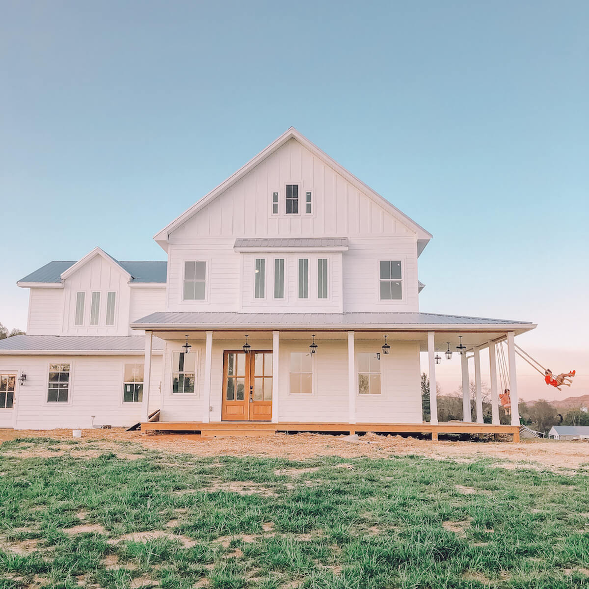 Home Tour: Melissa Ferguson's cheerful TN home