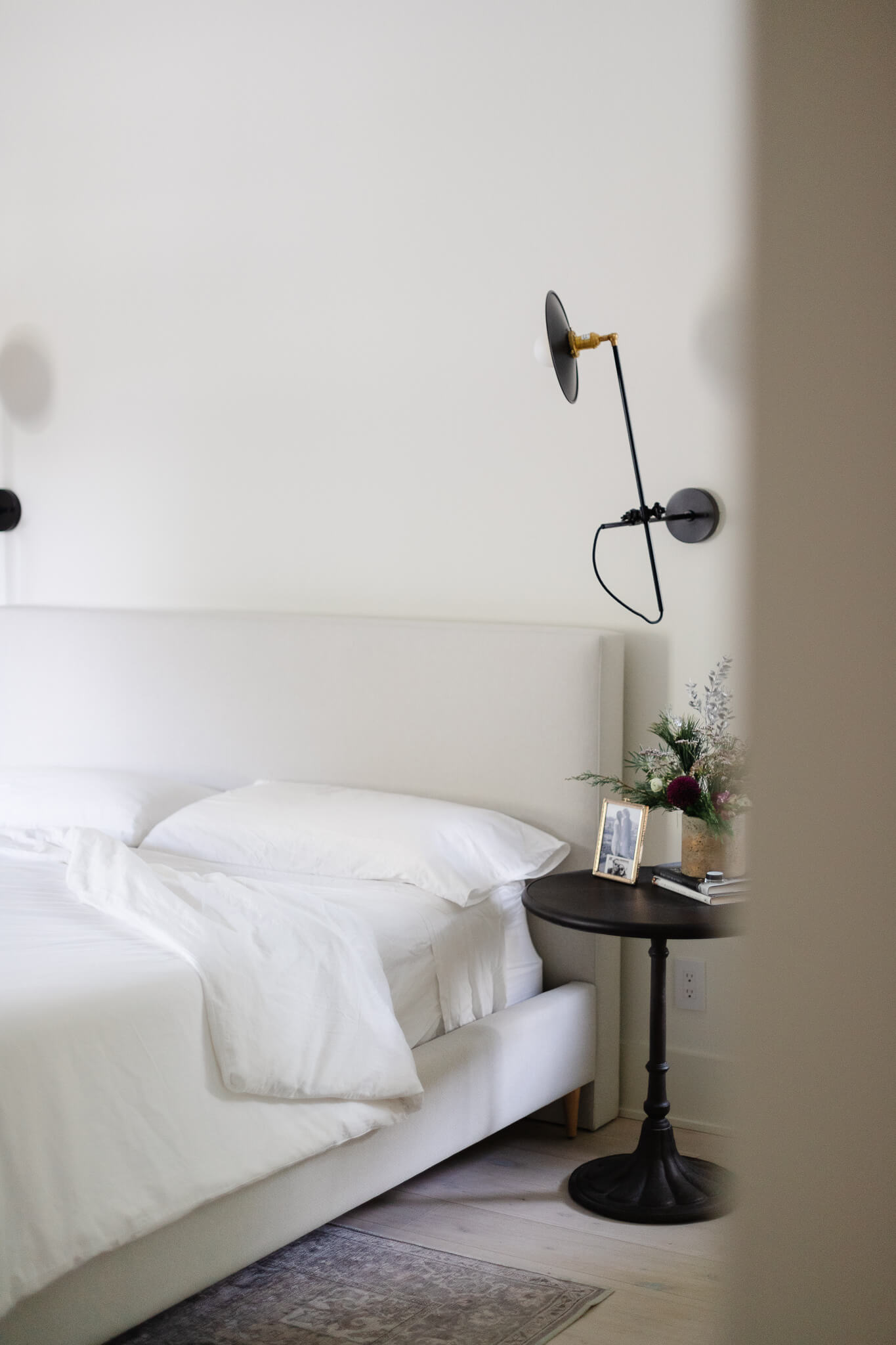 IRL: Bramo Bed in cream fabric