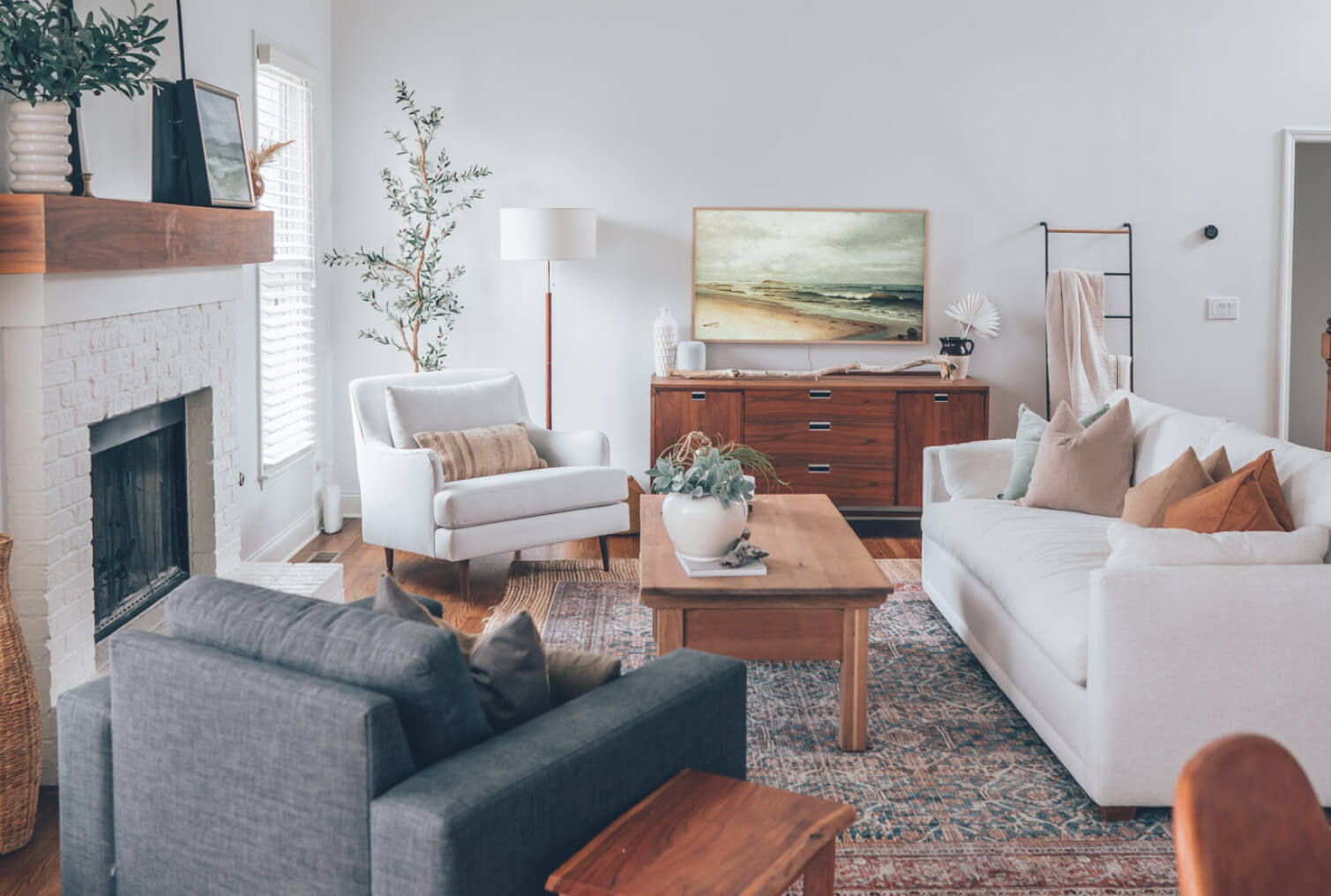 IRL: Shown in Texture Oyster fabric