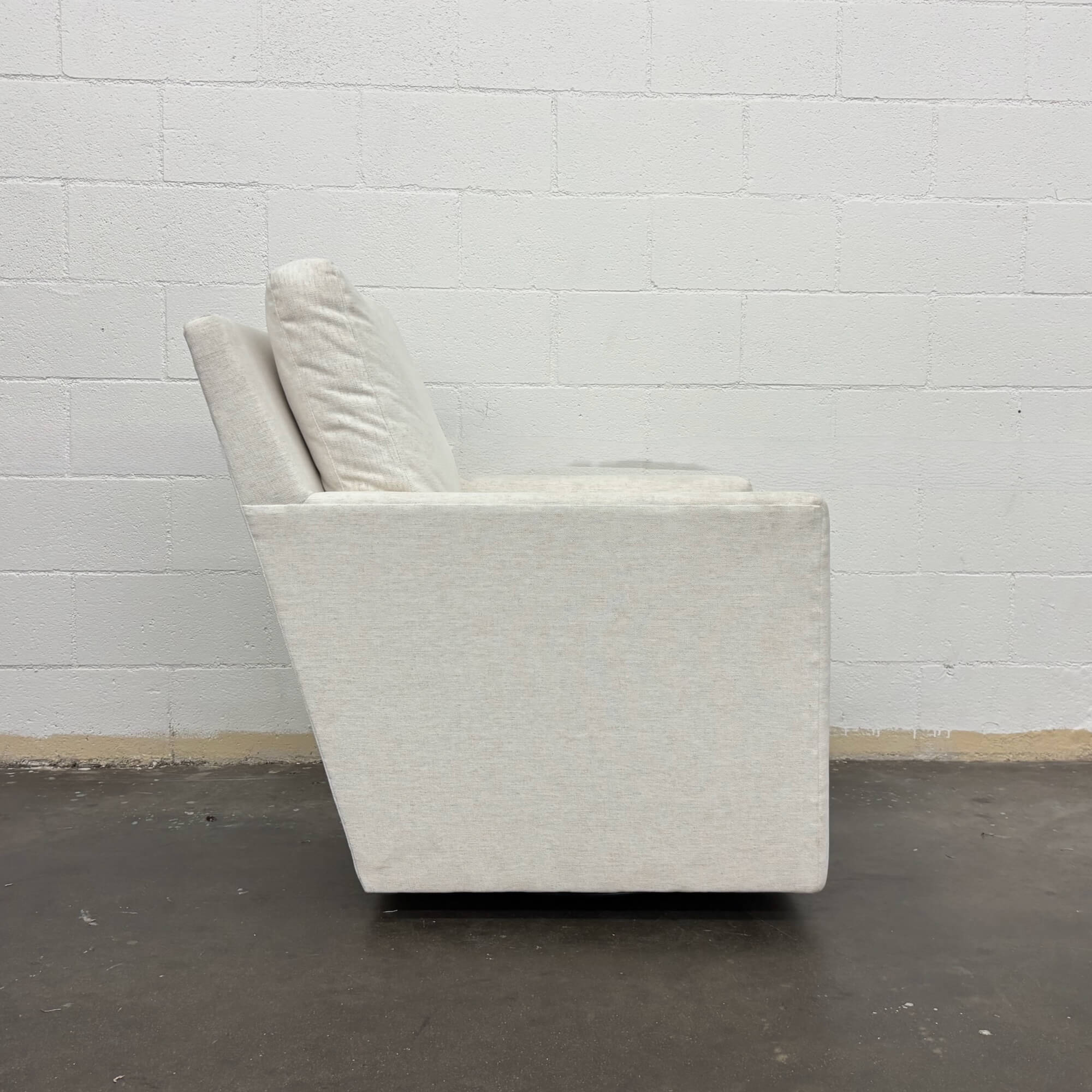 G: Side